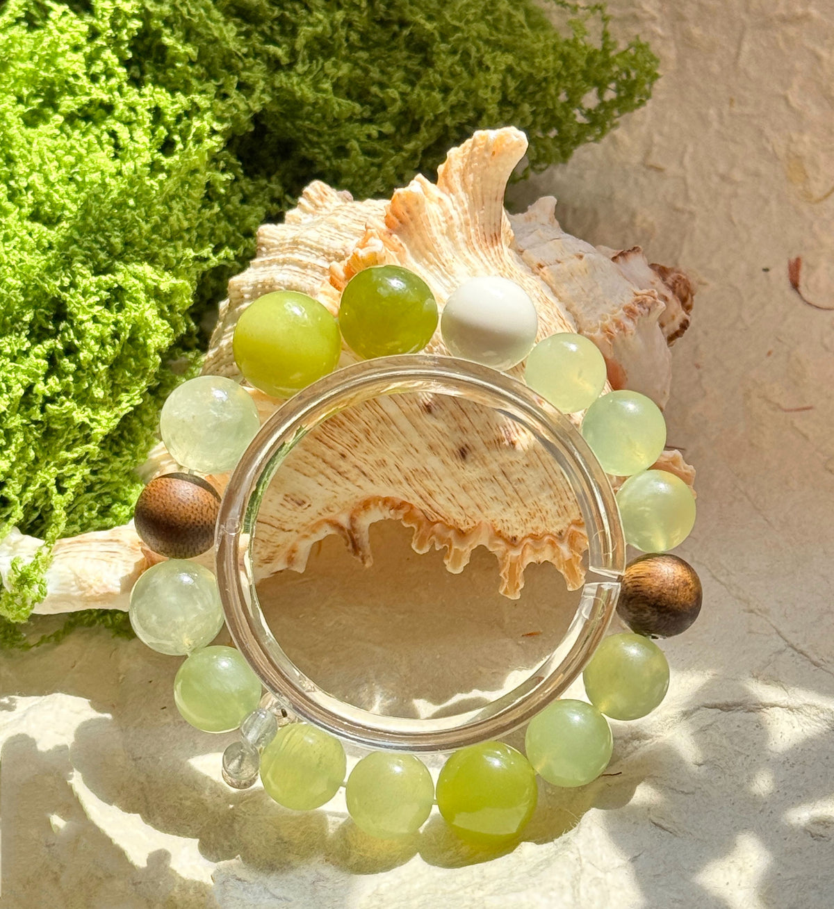 Crystal Glacial agarwood and clear quartz bracelet - image 5